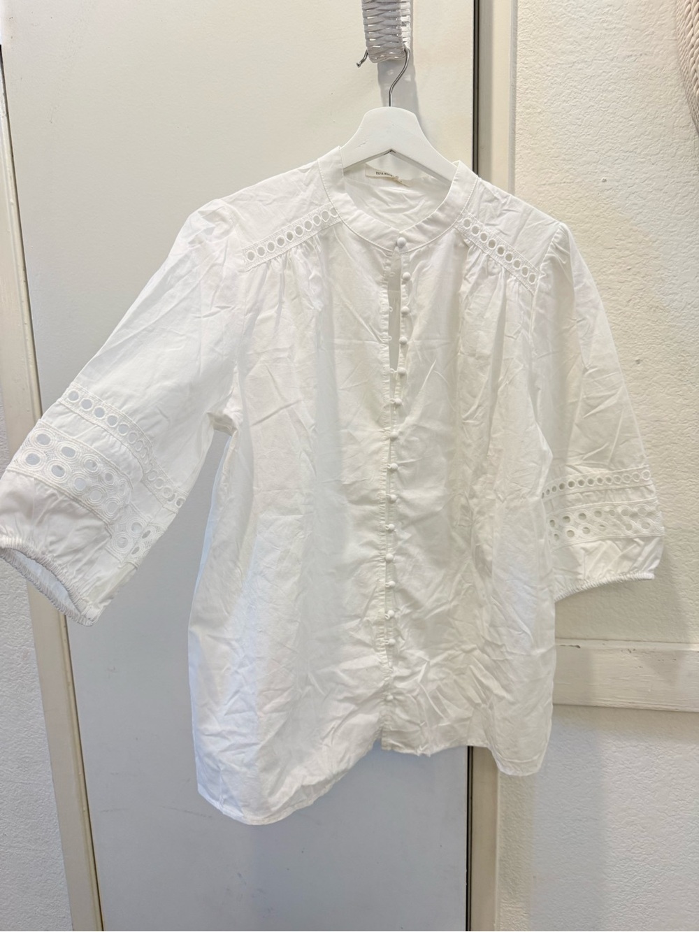 New NWT Bsubseach White Eyelet Button-Front Cotton Blouse